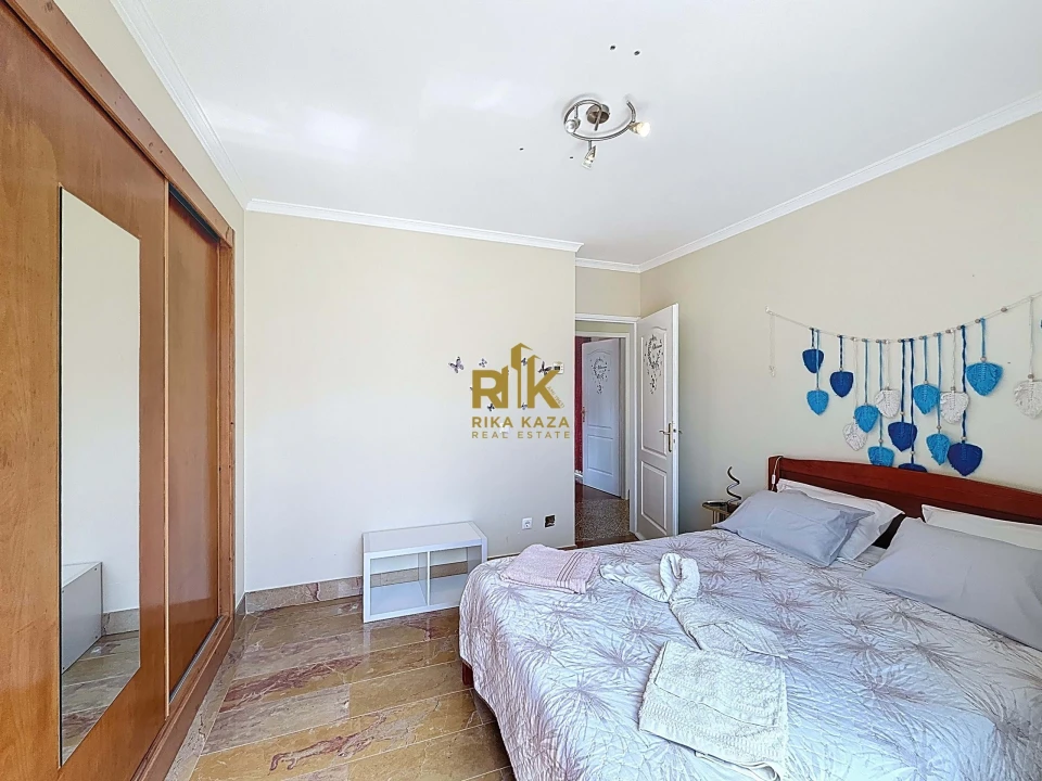 Moradia T5 para Venda em São Jorge Foto 45