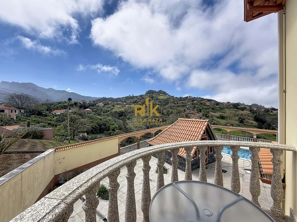 Moradia T5 para Venda em São Jorge Foto 47