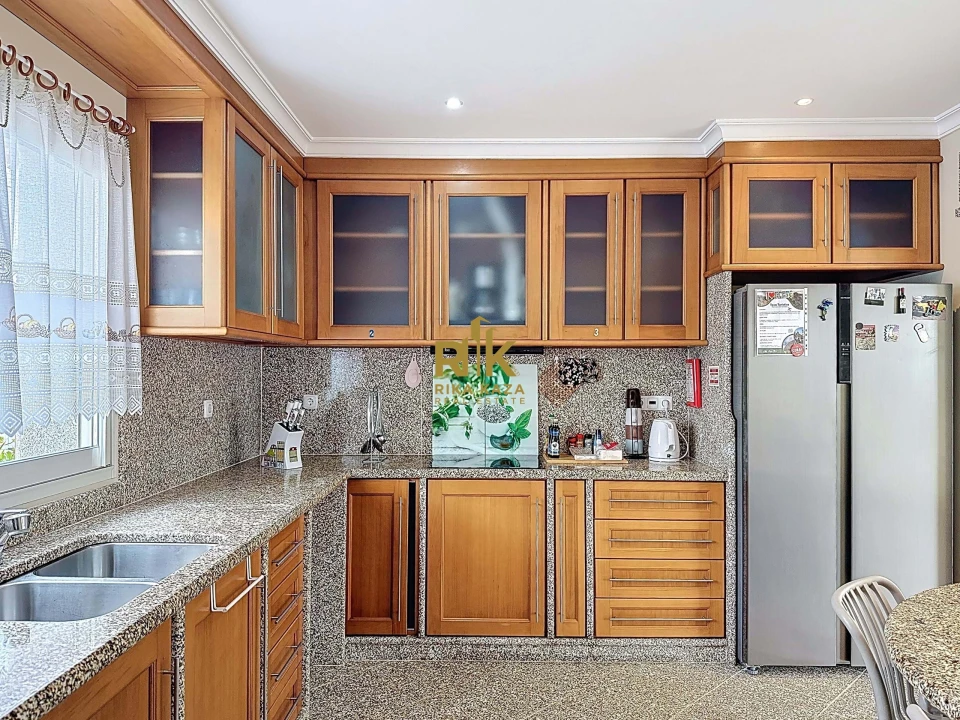 Moradia T5 para Venda em São Jorge Foto 16