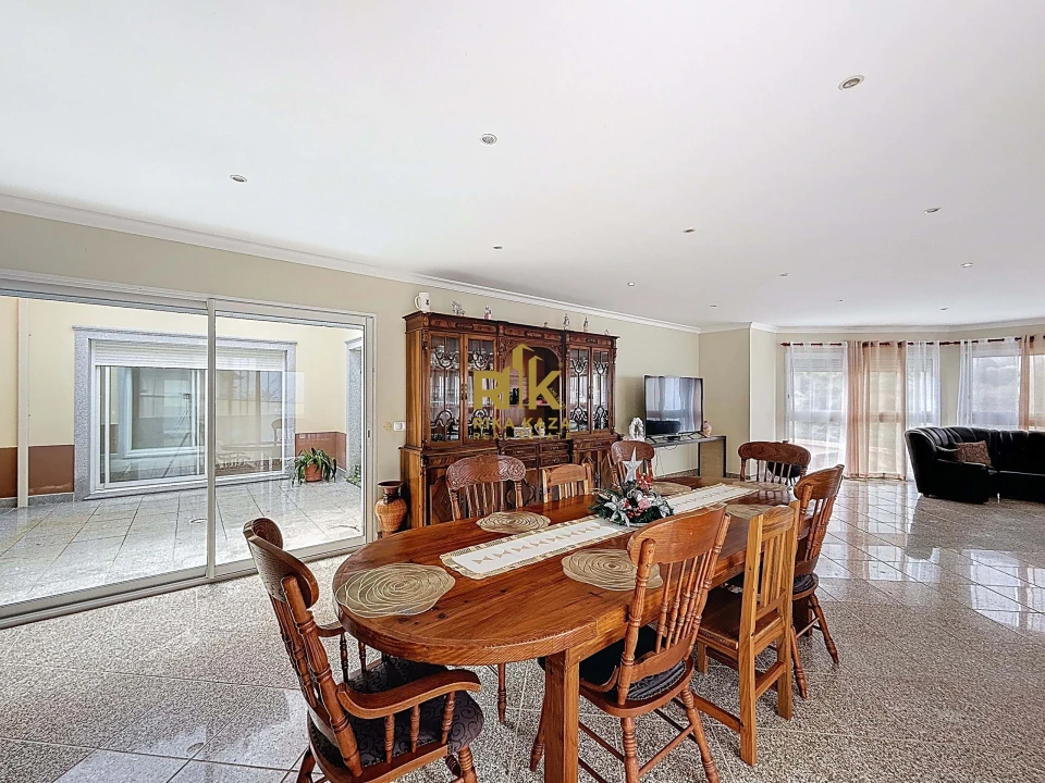 Moradia T5 para Venda em São Jorge Foto 52