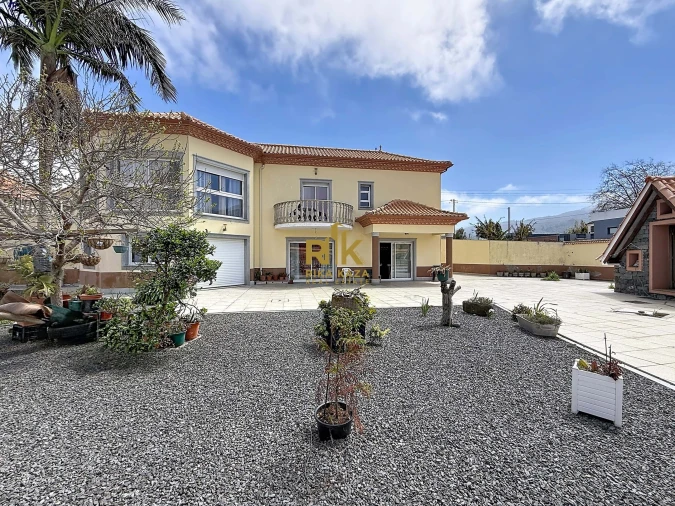 Moradia T5 para Venda em São Jorge Foto 22