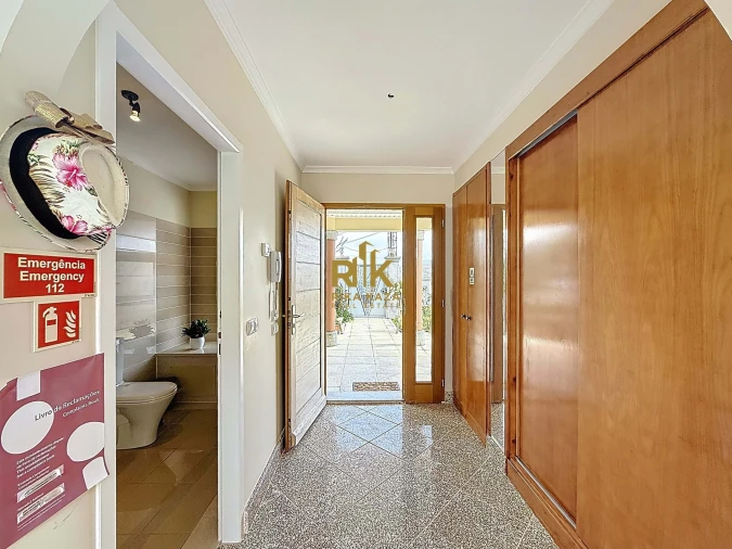 Moradia T5 para Venda em São Jorge Foto 51