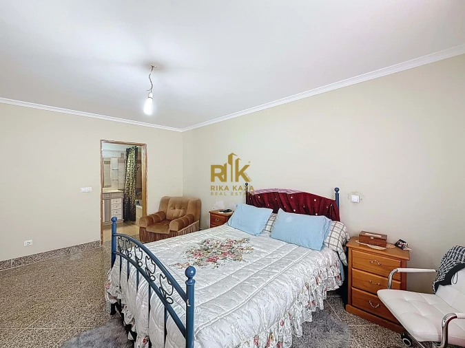 Moradia T5 para Venda em São Jorge Foto 72