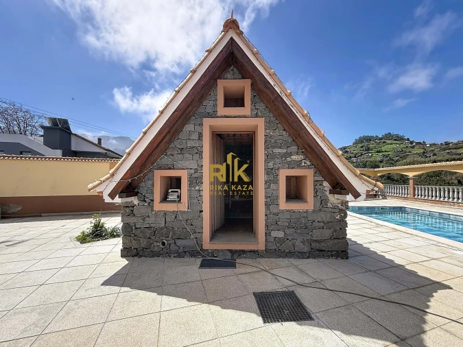 Moradia T5 para Venda em São Jorge Foto 6