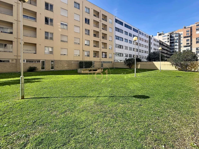 Apartamento T2 para Arrendamento em Matosinhos e Leça da Palmeira Foto 17