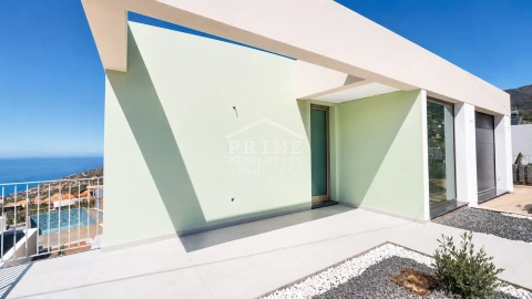 Moradia T2 para Venda em Arco da Calheta