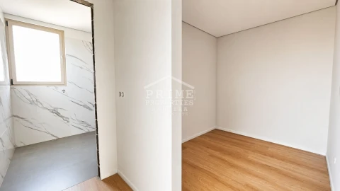 Moradia T2 para Venda em Arco da Calheta