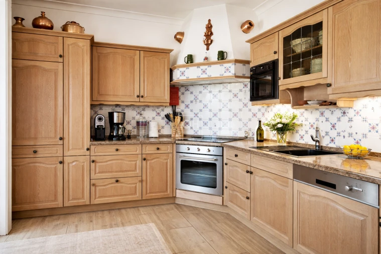 Moradia T4 para Venda em Santa Barbara de Nexe Foto 9