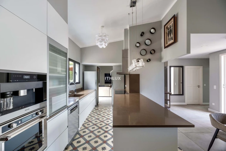 Moradia T4 para Venda em Cascais e Estoril Foto 6