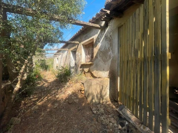 Quinta T3 para Venda em Luz