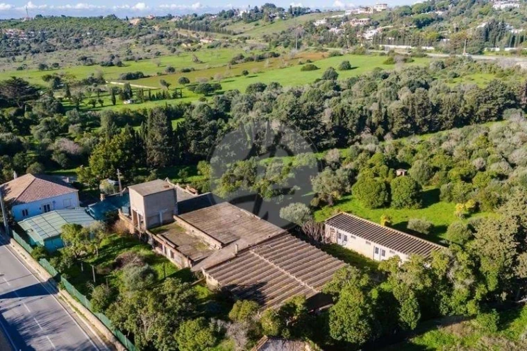 Quinta T3 para Venda em Luz Foto 11