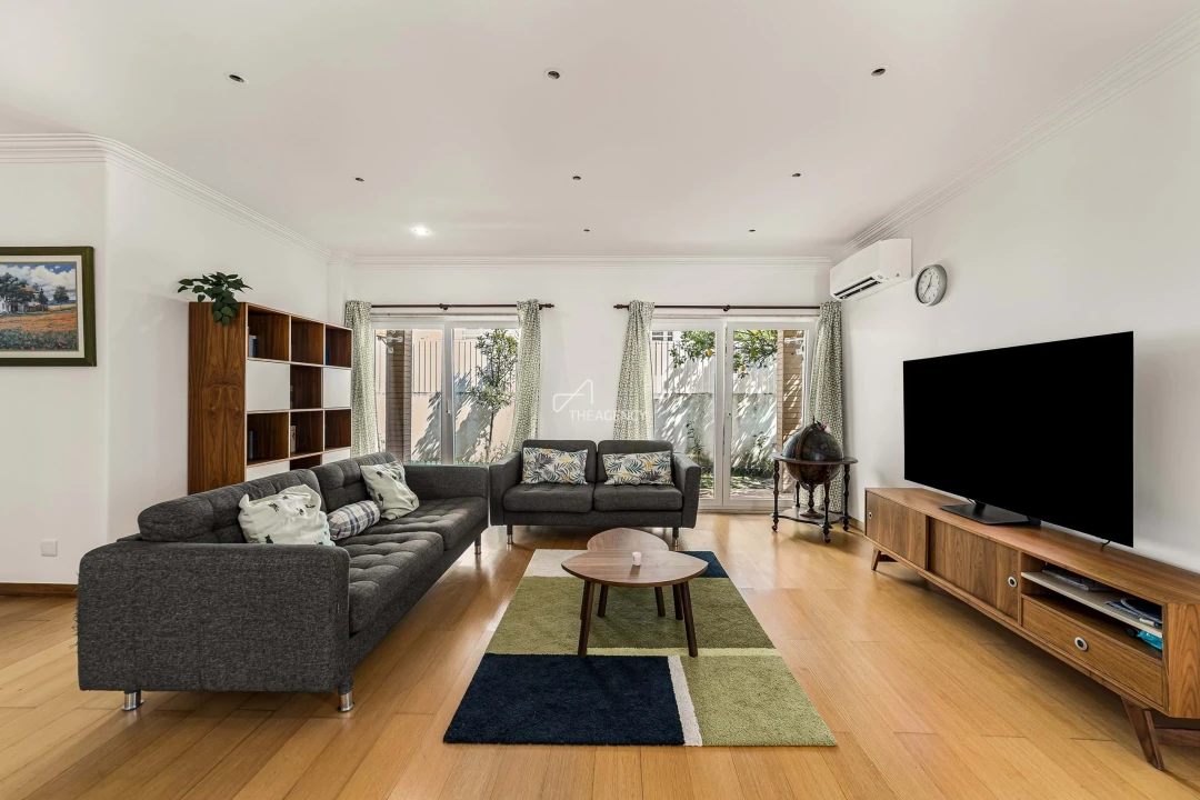 Moradia T4 para Venda em Palhais e Coina Foto 3