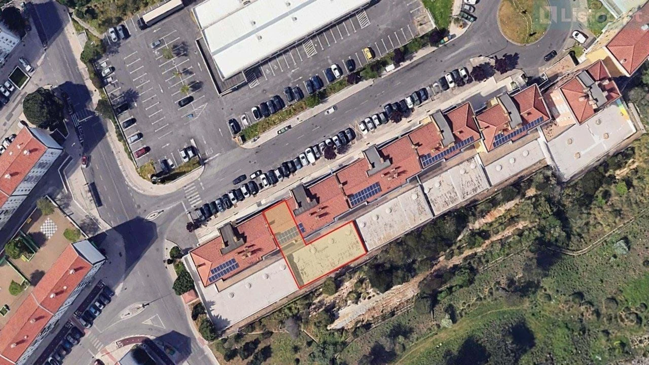 Apartamento T2 para Venda em Agualva e Mira-Sintra Foto 20