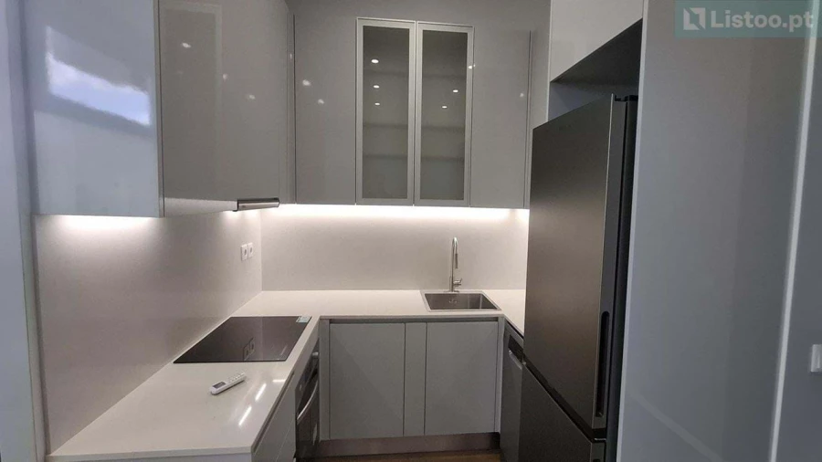 Apartamento T2 para Venda em Agualva e Mira-Sintra