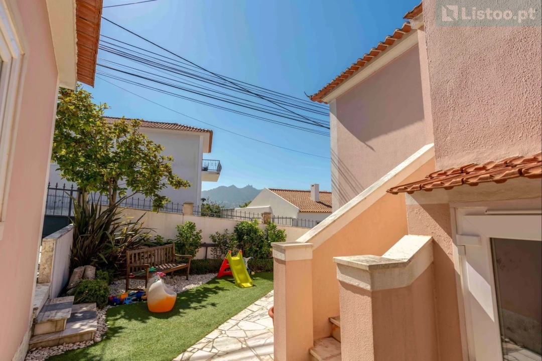 Moradia T3 para Venda em Agualva e Mira-Sintra Foto 40