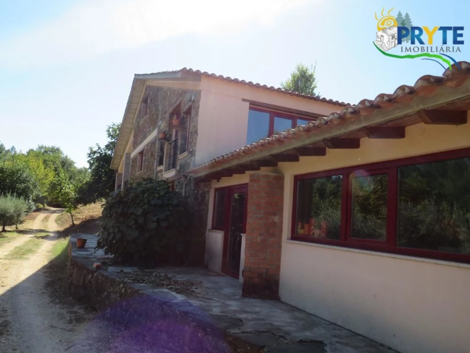 Quinta T8 para Venda em Sertã Foto 5