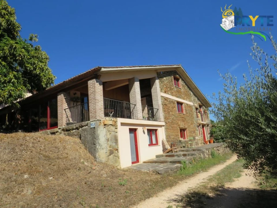 Quinta T8 para Venda em Sertã Foto 2