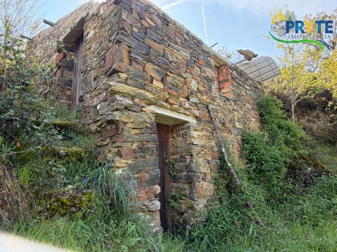 Terreno para Venda em Varzea dos Cavaleiros Foto 1