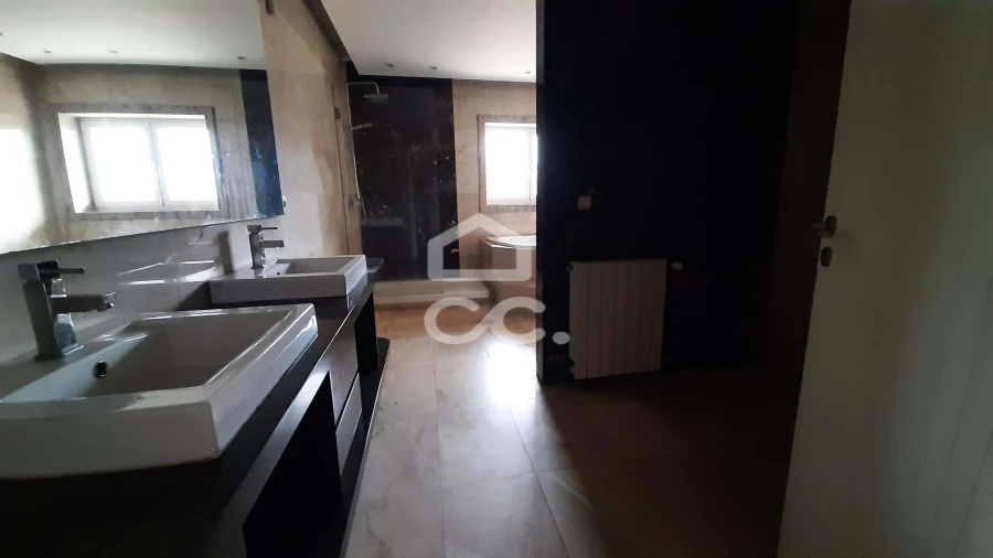 Moradia T3 para Venda em Louredo Foto 3