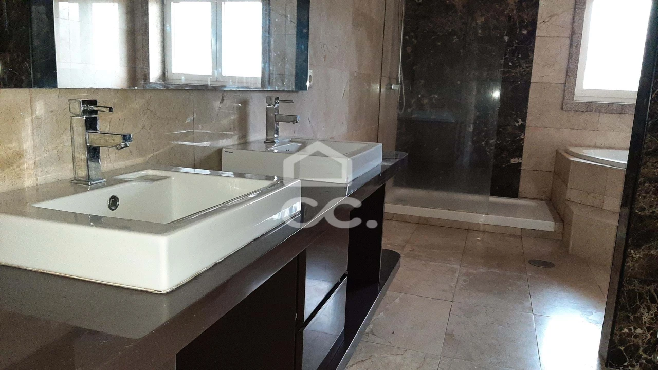 Moradia T3 para Venda em Louredo Foto 6