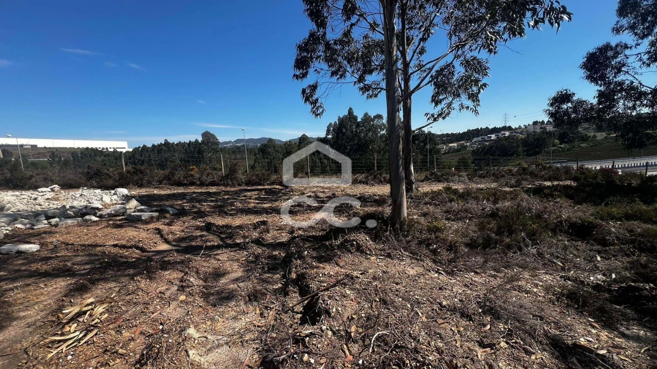 Terreno para Venda em Recarei Foto 5