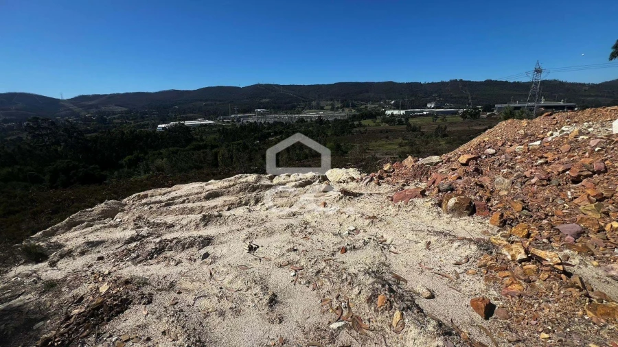 Terreno para Venda em Recarei Foto 4