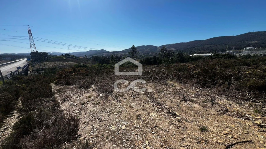 Terreno para Venda em Recarei Foto 3