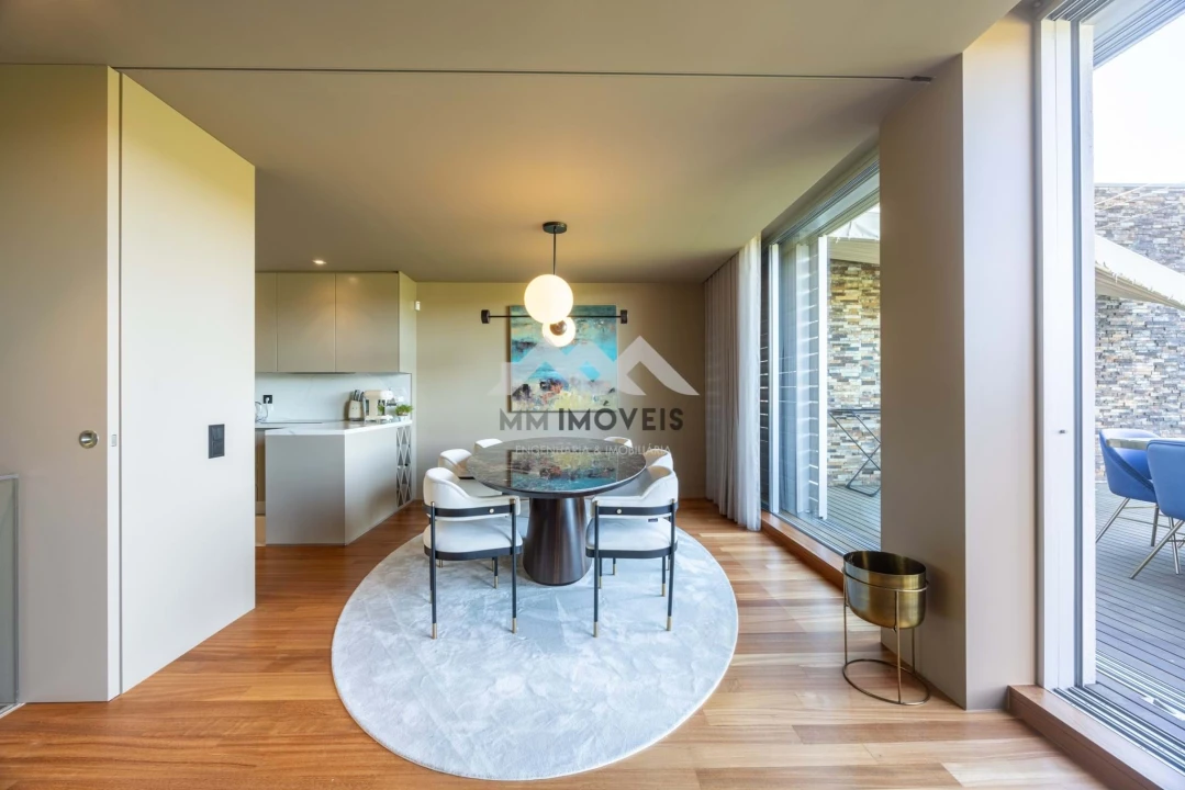 Moradia T4 para Venda em Água Longa Foto 6