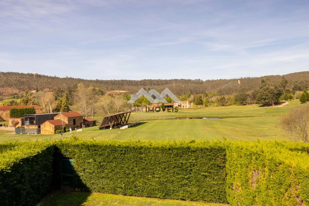 Moradia T4 para Venda em Água Longa Foto 30