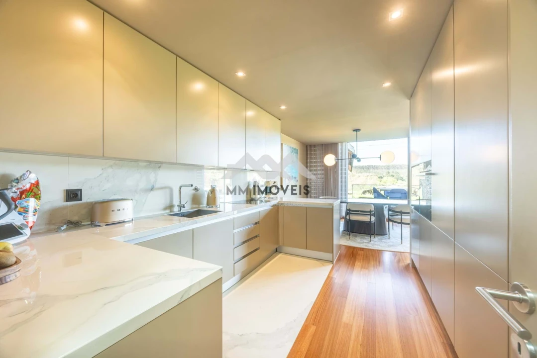 Moradia T4 para Venda em Água Longa Foto 13