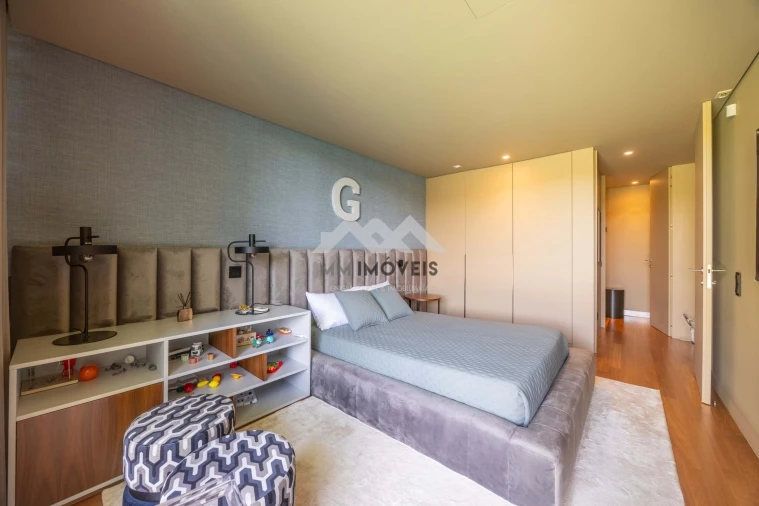 Moradia T4 para Venda em Água Longa Foto 56