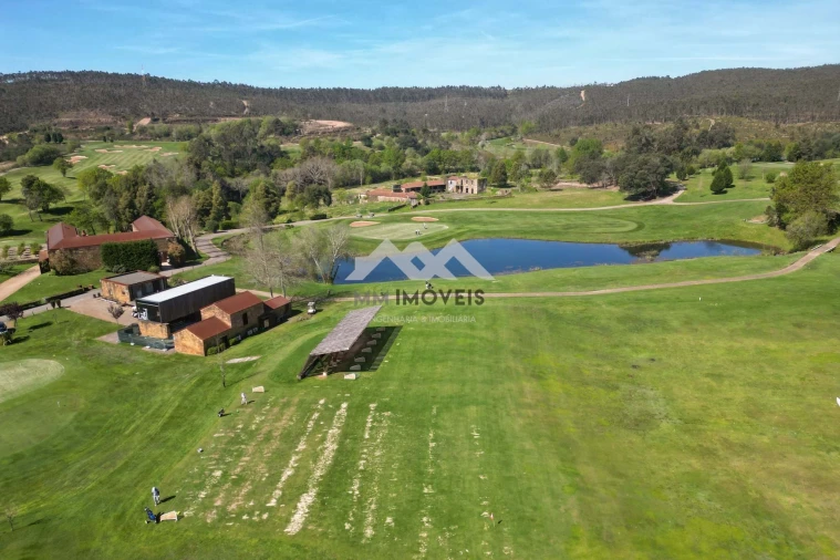 Moradia T4 para Venda em Água Longa Foto 70