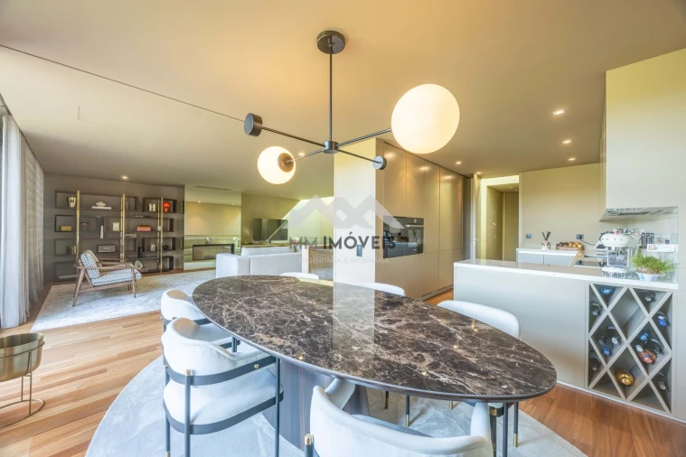 Moradia T4 para Venda em Água Longa Foto 7