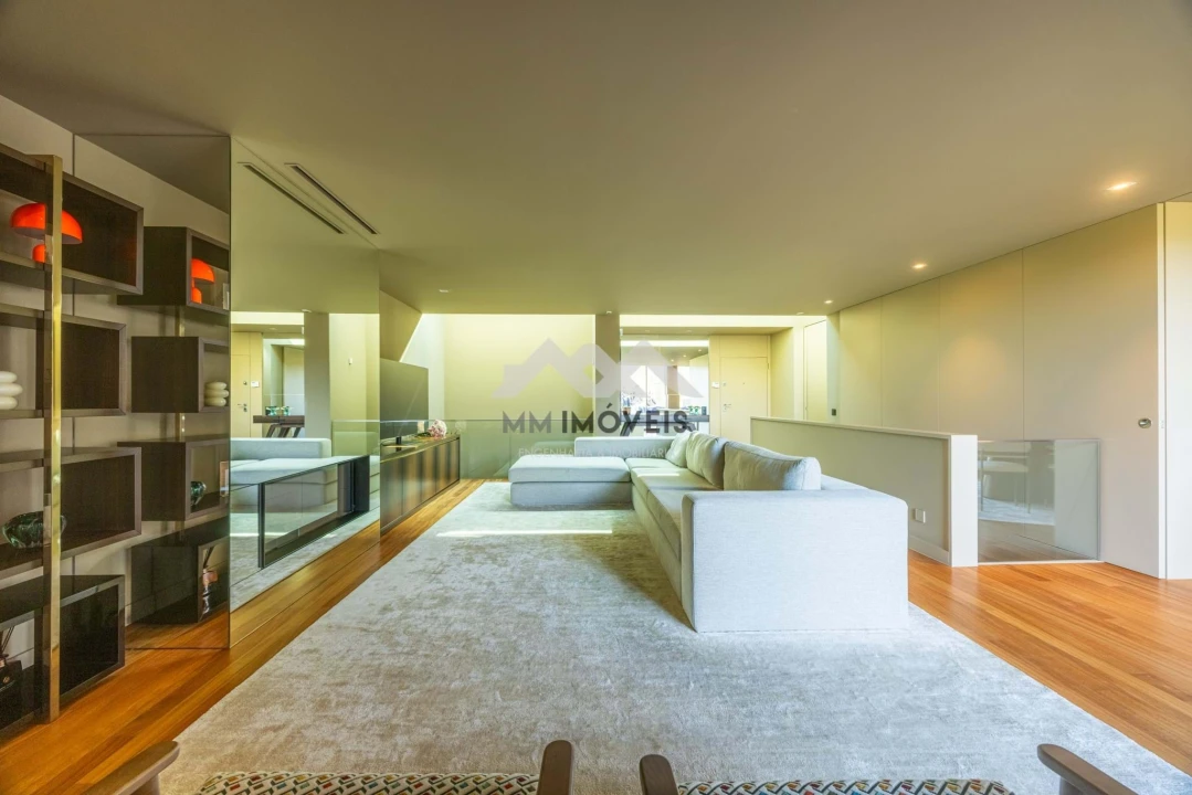 Moradia T4 para Venda em Água Longa Foto 4