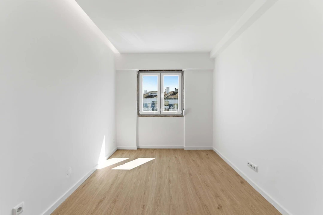 Apartamento T3 para Venda em Massamá e Monte Abraão Foto 15