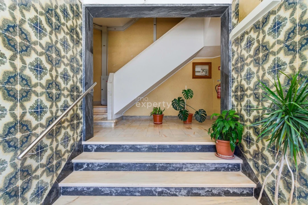 Apartamento T3 para Venda em Massamá e Monte Abraão Foto 21