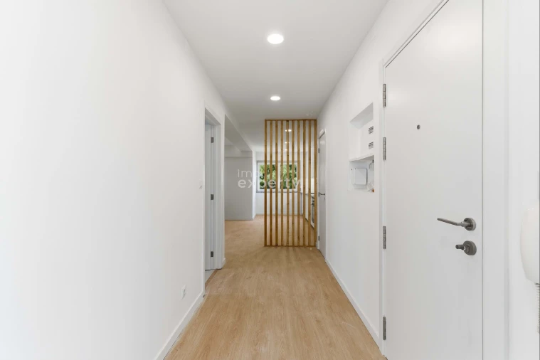 Apartamento T3 para Venda em Massamá e Monte Abraão Foto 3