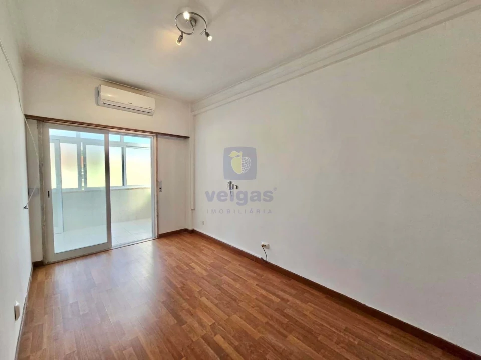 Apartamento T1 para Arrendamento em Arroios Foto 5