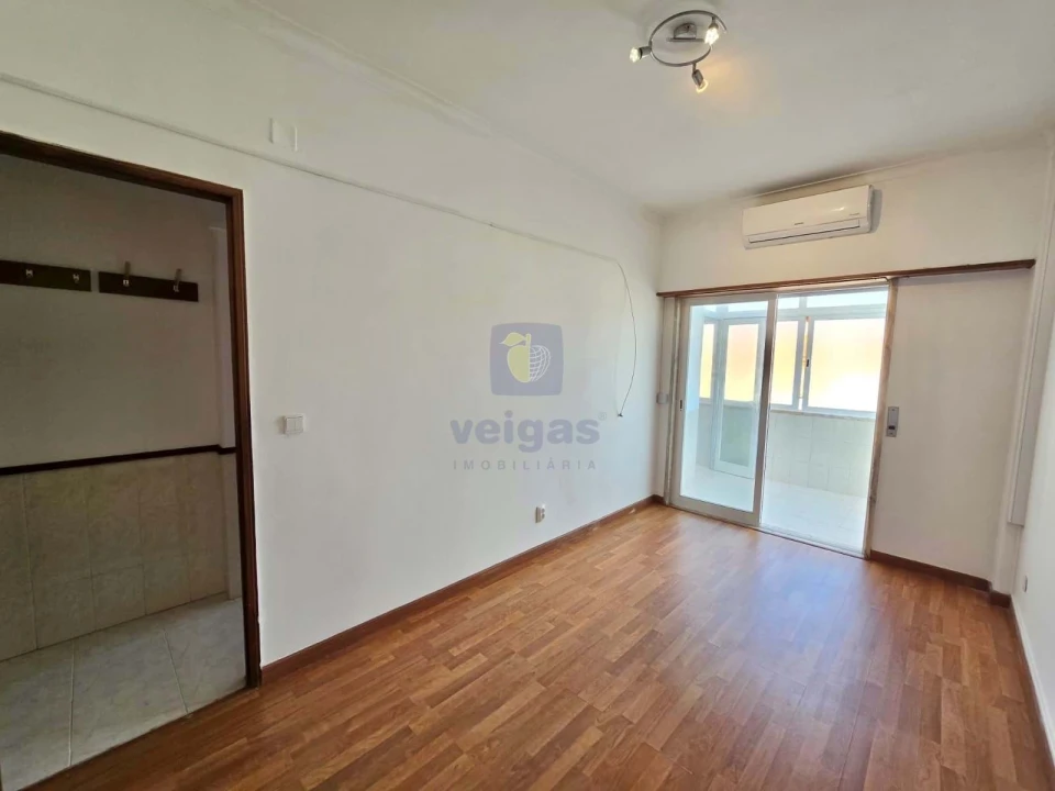 Apartamento T1 para Arrendamento em Arroios Foto 6