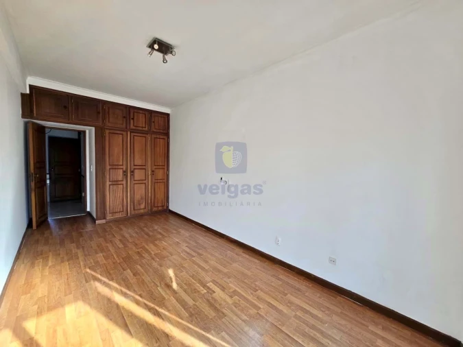 Apartamento T1 para Arrendamento em Arroios Foto 8