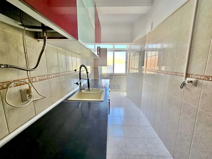 Apartamento T1 para Arrendamento em Arroios Foto 13