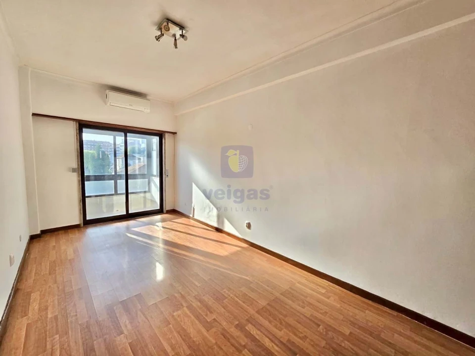 Apartamento T1 para Arrendamento em Arroios Foto 1