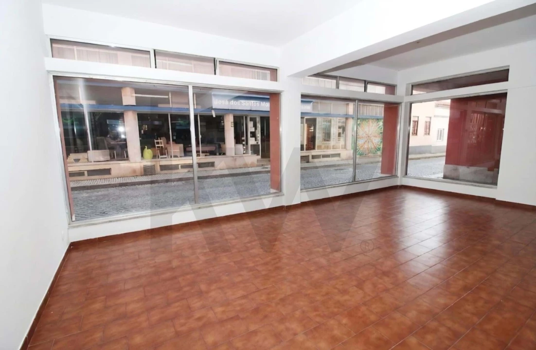 Negócio para Arrendamento férias em São Silvestre Foto 2