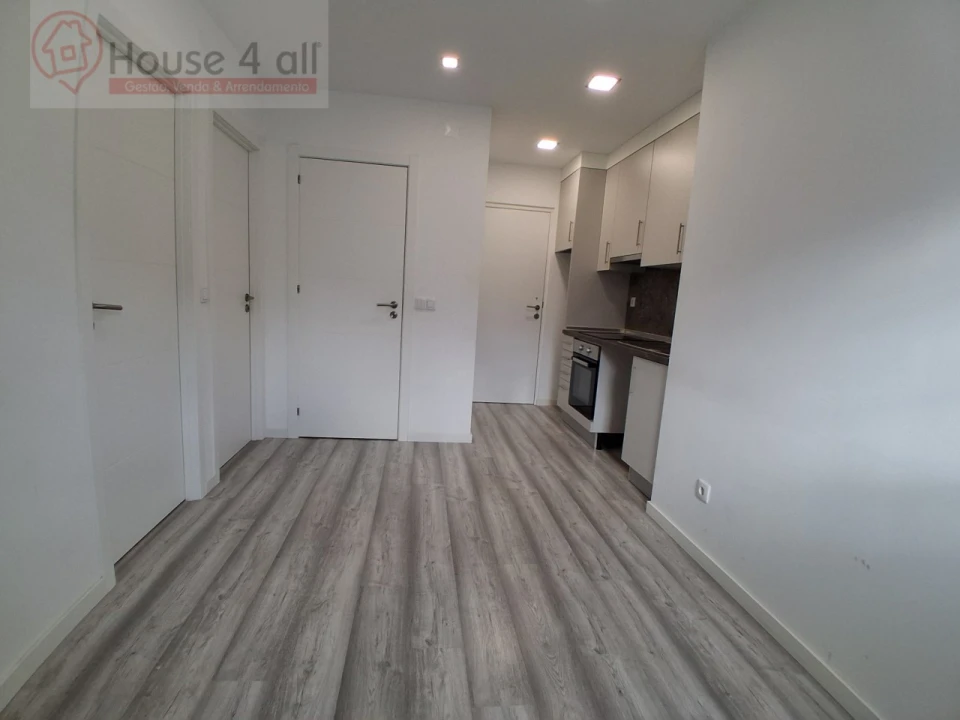 Apartamento T2 para Arrendamento em Mafra Foto 5