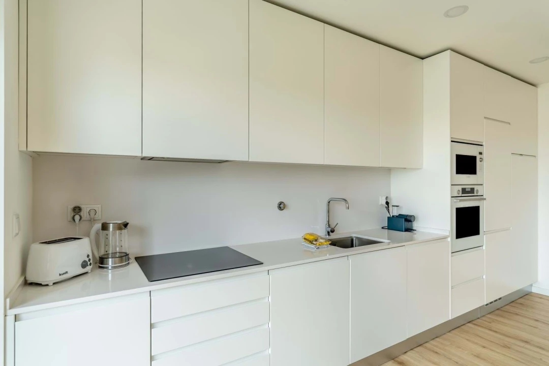 Apartamento T2 para Arrendamento em Ferreiras Foto 6