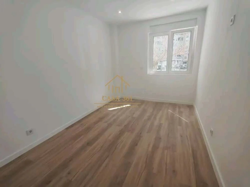 Apartamento T2 para Venda em Odivelas Foto 4