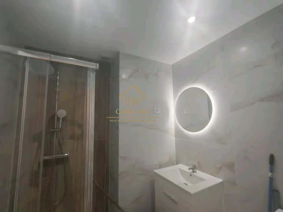 Apartamento T2 para Venda em Odivelas Foto 6