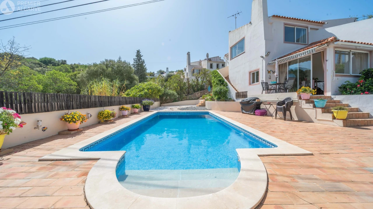 Moradia T4 para Venda em São Brás de Alportel Foto 2