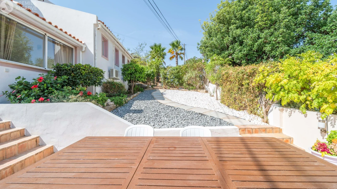 Moradia T4 para Venda em São Brás de Alportel Foto 4