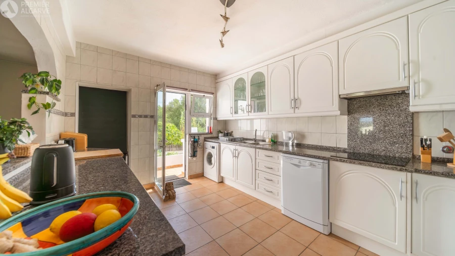 Moradia T4 para Venda em São Brás de Alportel Foto 11